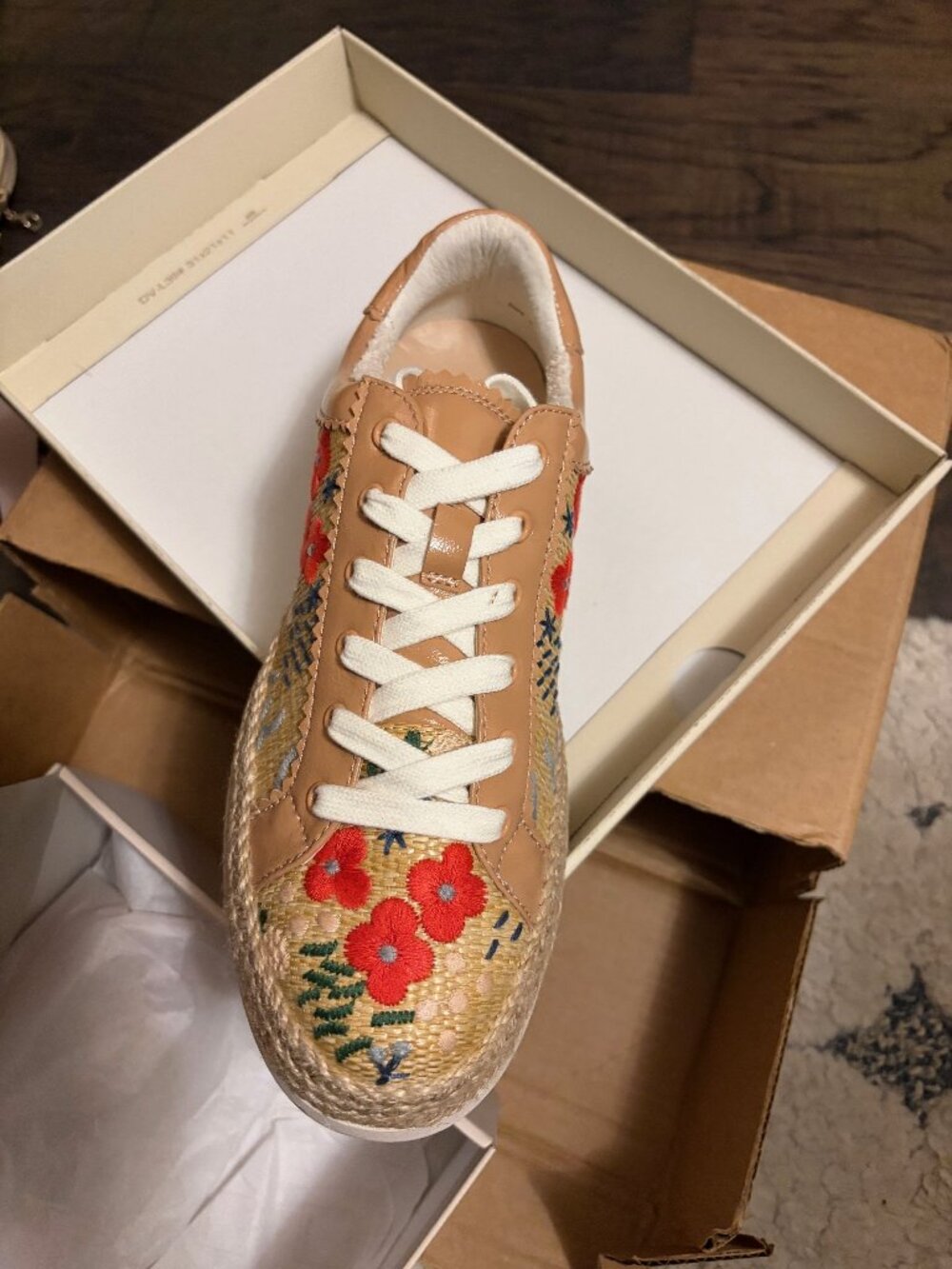 Dolce Vita AZALIA  Color: SAND FLORAL RAFFIA  Size: 8